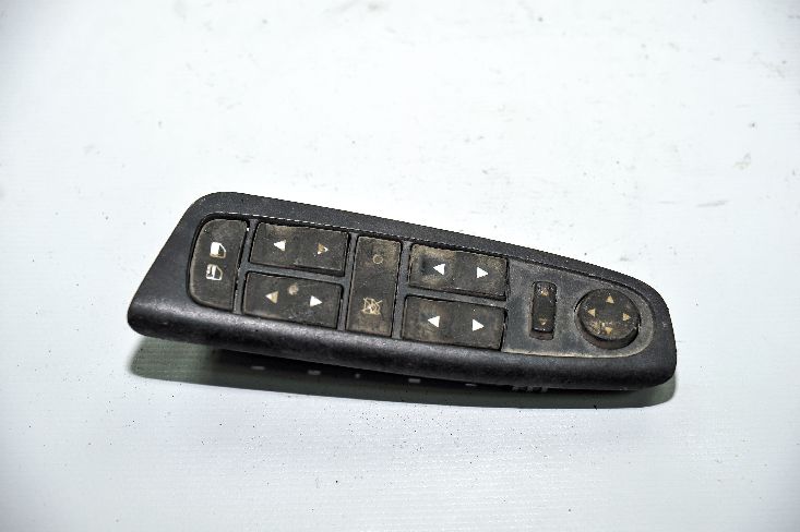 124 SPİDER ÇIKMA YEDEK PARÇA FİAT ÇIKMA YEDEK PARÇA   (206)STILO CAM DUGMESI